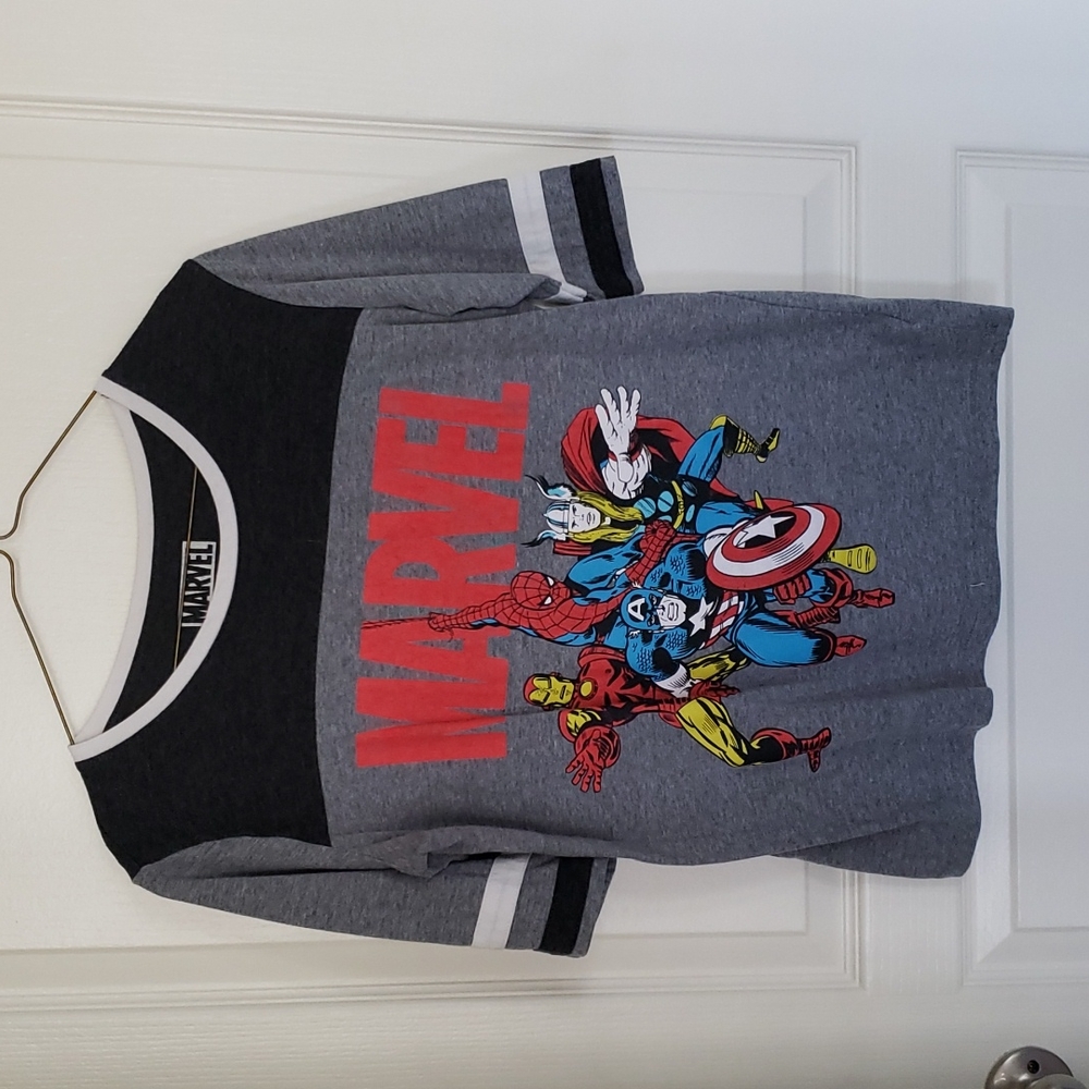 MARVEL T-Shirt